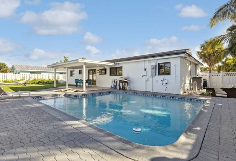 Kasa Lighthouse Point South Florida