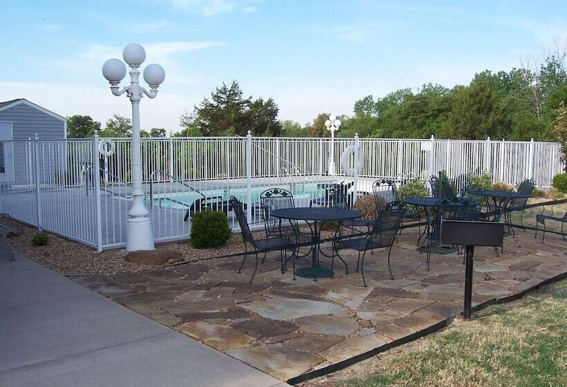 Motel 6 Mcalester, Ok   South