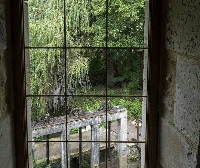 פנסיון Moulin Du Fontcourt