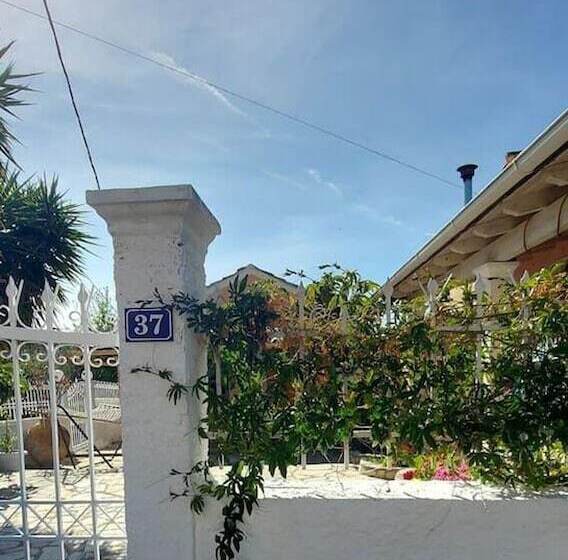 إقامة A Flower House In Corfu Close To Beach And Town