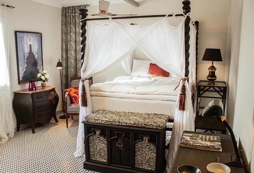 Rooftop Boutique Hotel Adults Only