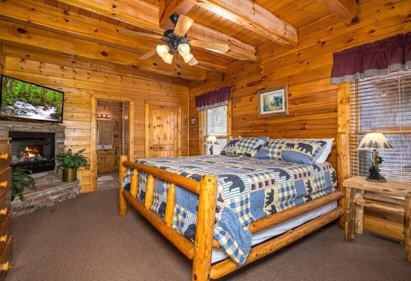 Royal Vista Lodge