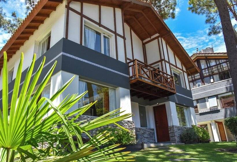 Suites Del Bosque