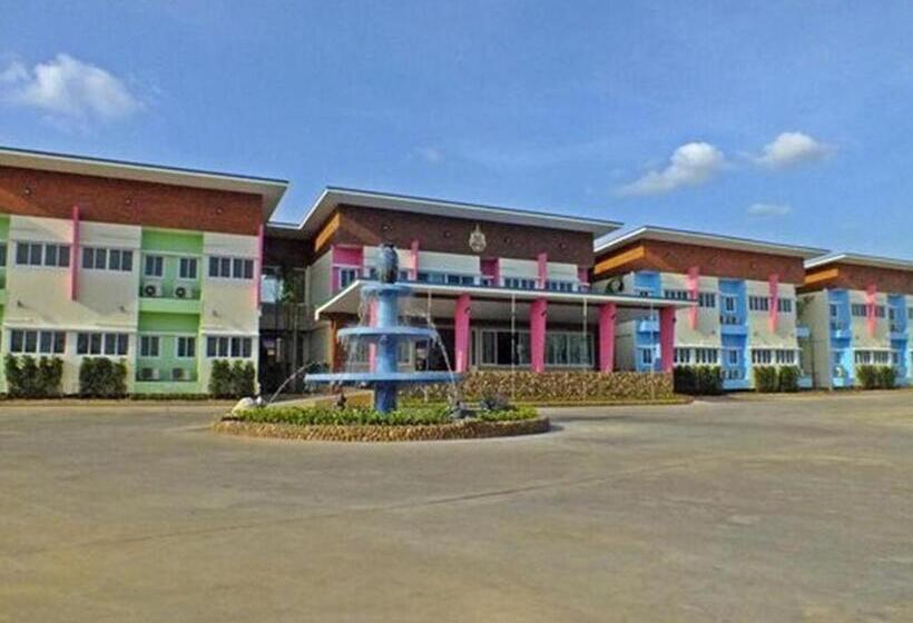 هتل Baan Ingna Resort