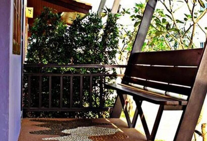 هتل Baan Ingna Resort