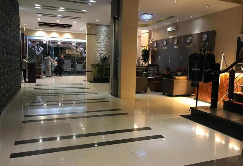 هتل Mega Permata