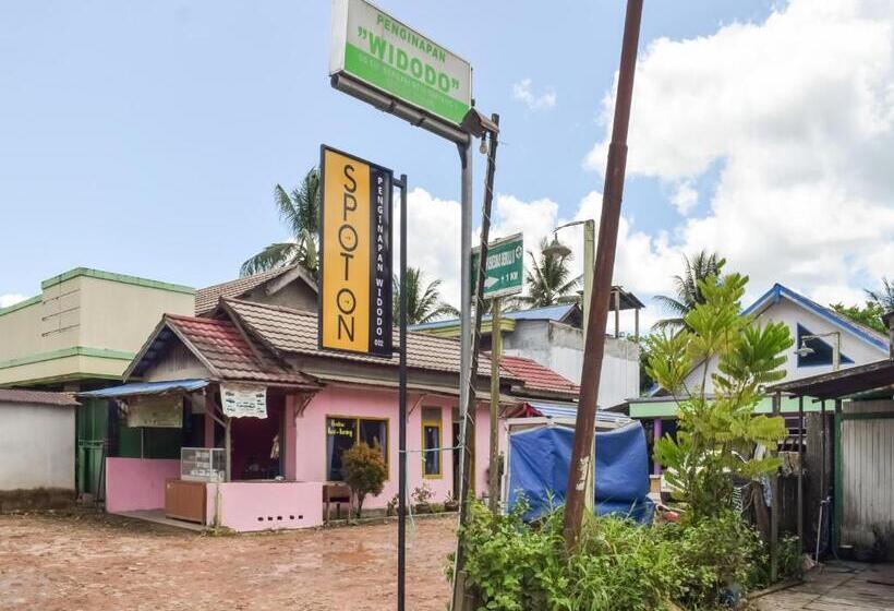 هتل Penginapan Widodo By Oyo