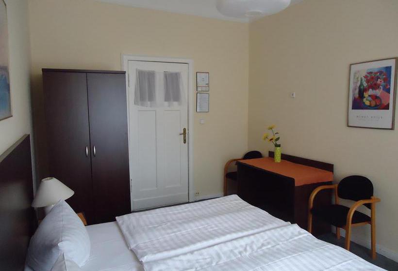 مسافرخانه Austriana