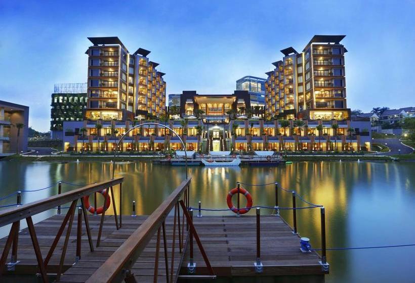 هتل Aston Sentul Lake Resort & Conference Center