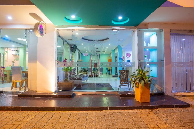 هتل Ayenda Casa Real