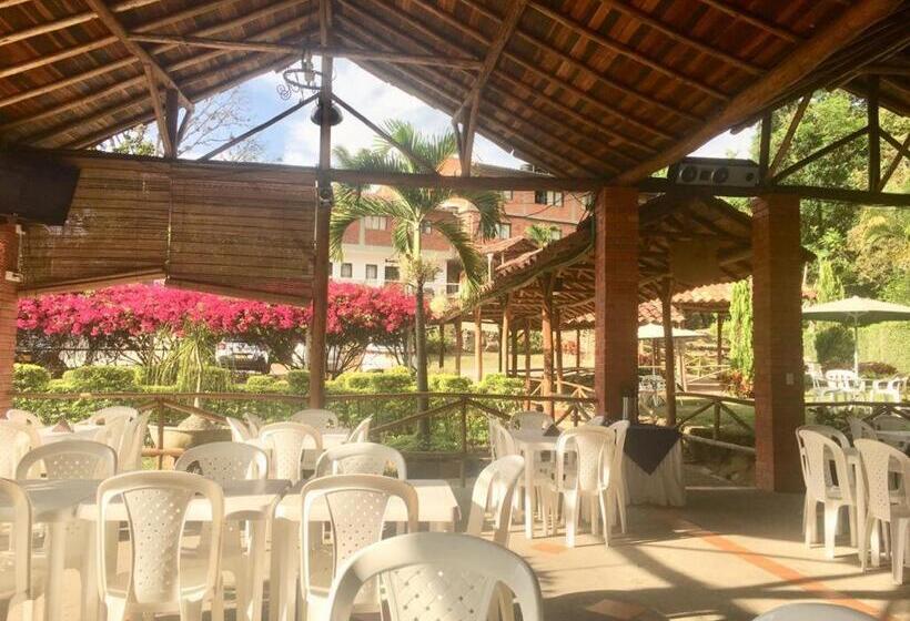 هتل Campestre Umpala