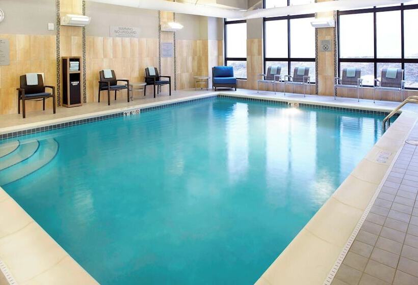هتل Courtyard By Marriott Akron Downtown