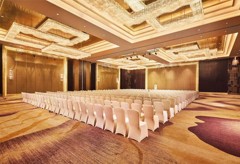 هتل Doubletree By Hilton Ningbo Beilun