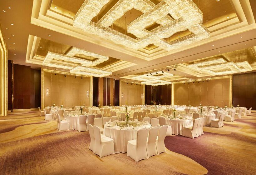 هتل Doubletree By Hilton Ningbo Beilun