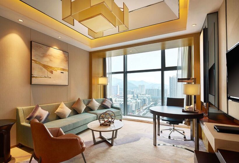 هتل Doubletree By Hilton Ningbo Beilun