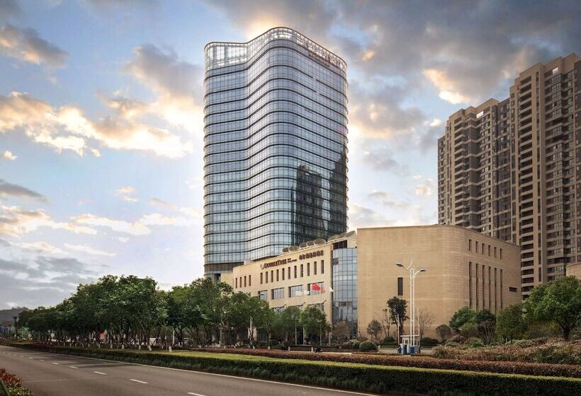 هتل Doubletree By Hilton Ningbo Beilun