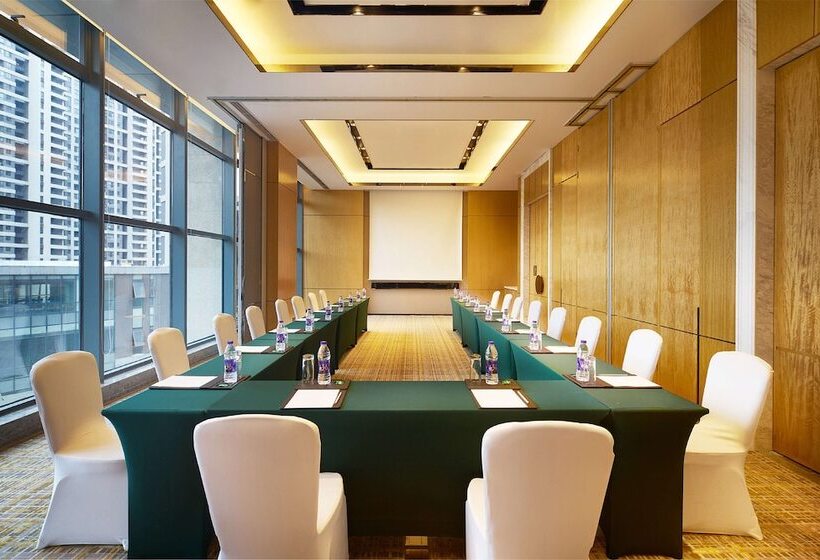 هتل Doubletree By Hilton Ningbo Beilun