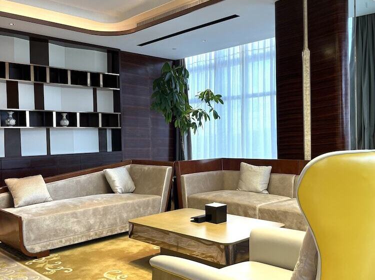 هتل Doubletree By Hilton Ningbo Beilun