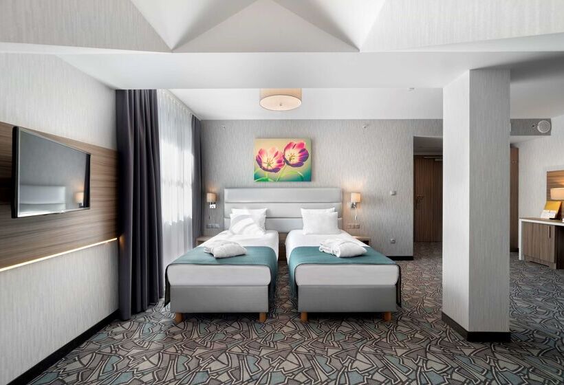 Отель Golden Tulip Krakow Kazimierz