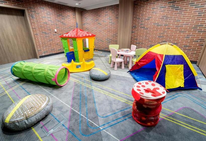 호텔 Golden Tulip Krakow Kazimierz