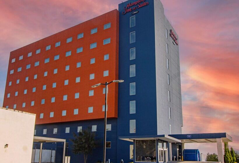 هتل Hampton Inn & Suites By Hilton Salamanca Bajio