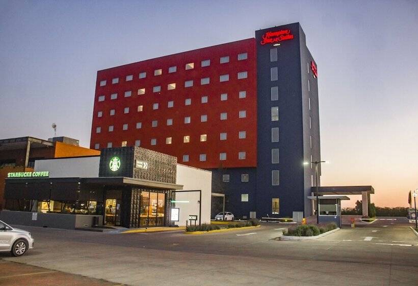 هتل Hampton Inn & Suites By Hilton Salamanca Bajio
