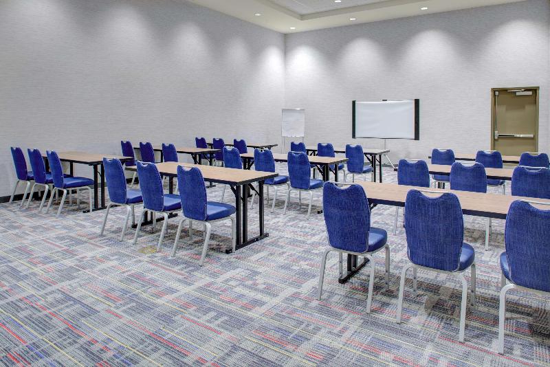 هتل Hampton Inn & Suites Columbus Scioto Downs