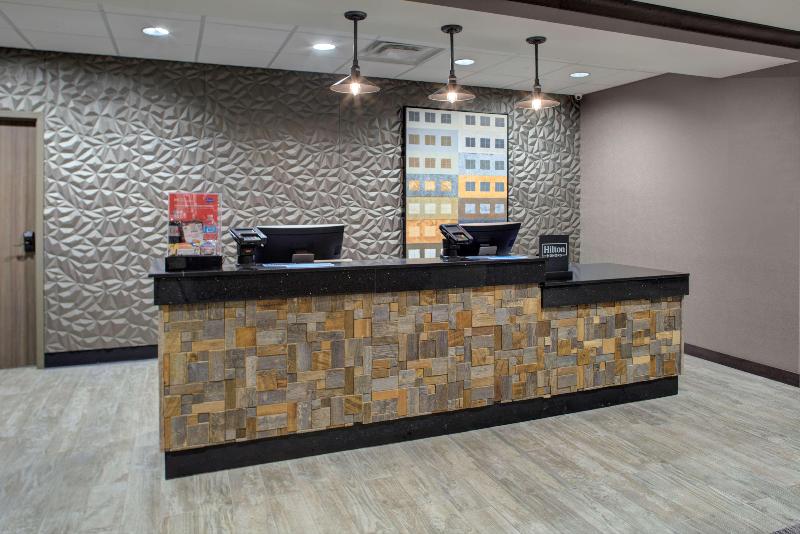 هتل Hampton Inn & Suites Columbus Scioto Downs