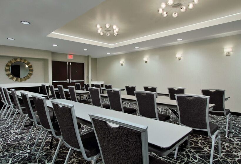 هتل Hampton Inn Kansas City/downtown Financial District