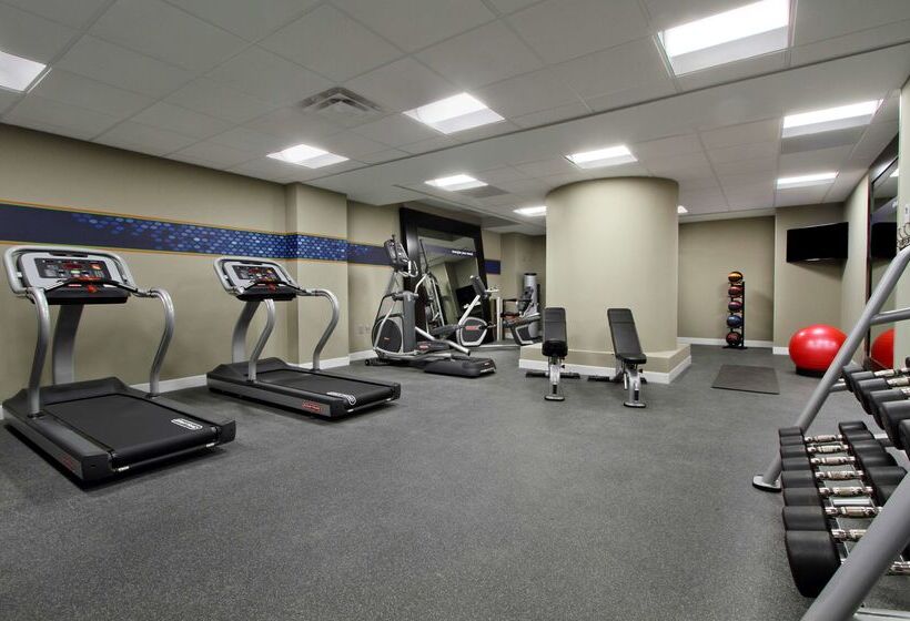 هتل Hampton Inn Kansas City/downtown Financial District