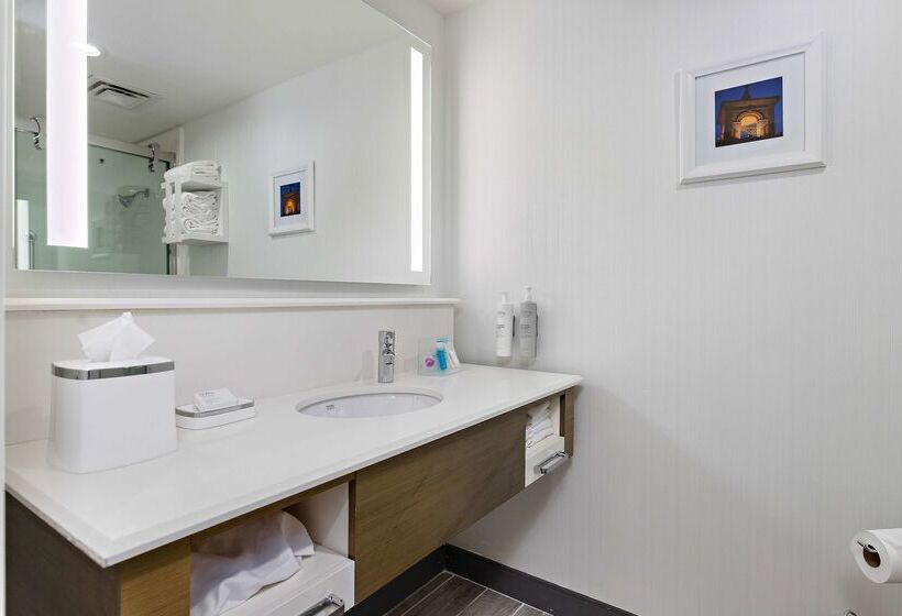 هتل Hampton Inn Kansas City/downtown Financial District