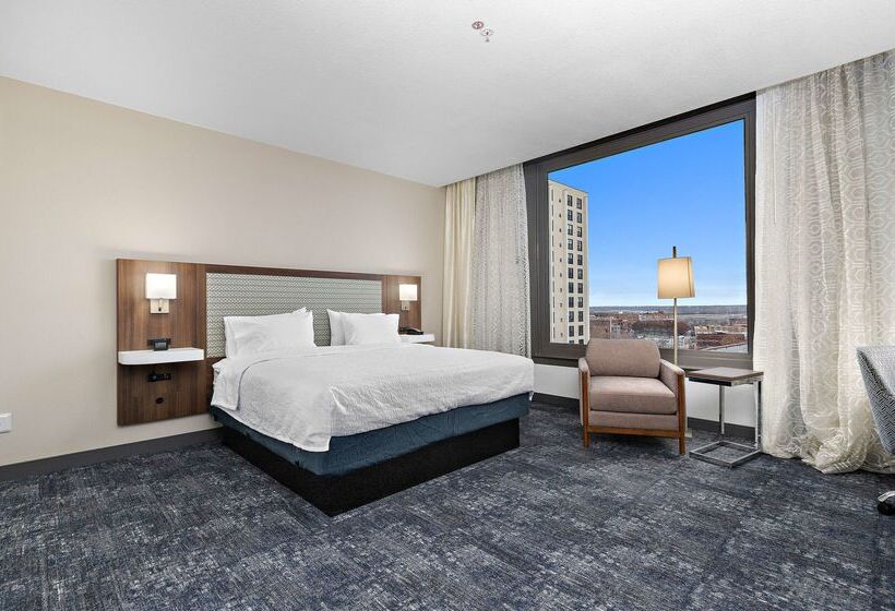 هتل Hampton Inn Kansas City/downtown Financial District