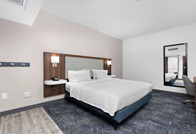 هتل Hampton Inn Kansas City/downtown Financial District