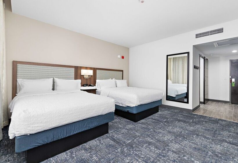 هتل Hampton Inn Kansas City/downtown Financial District