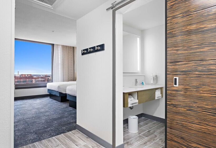 هتل Hampton Inn Kansas City/downtown Financial District