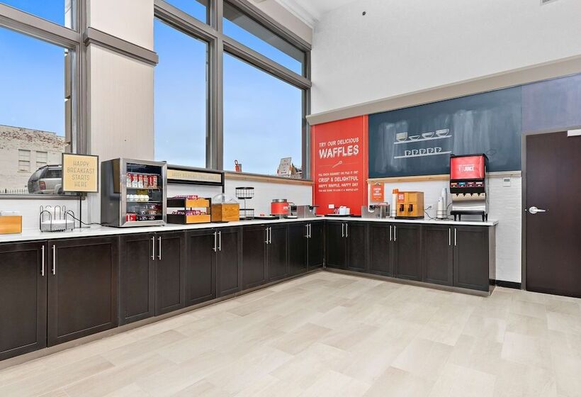 هتل Hampton Inn Kansas City/downtown Financial District