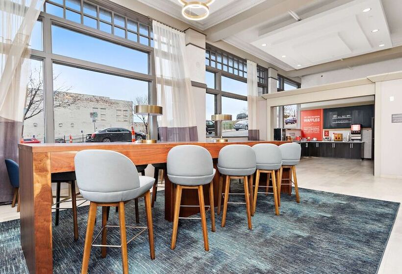 هتل Hampton Inn Kansas City/downtown Financial District