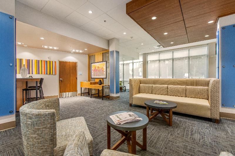 هتل Holiday Inn Express & Suites Carrollton West, An Ihg