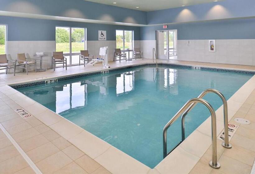 هتل Holiday Inn Express & Suites Omaha Airport, An Ihg