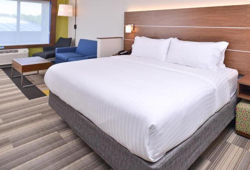 هتل Holiday Inn Express & Suites Omaha Airport, An Ihg