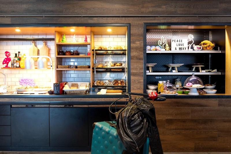 בית מלון כפרי Moxy Frankfurt Eschborn