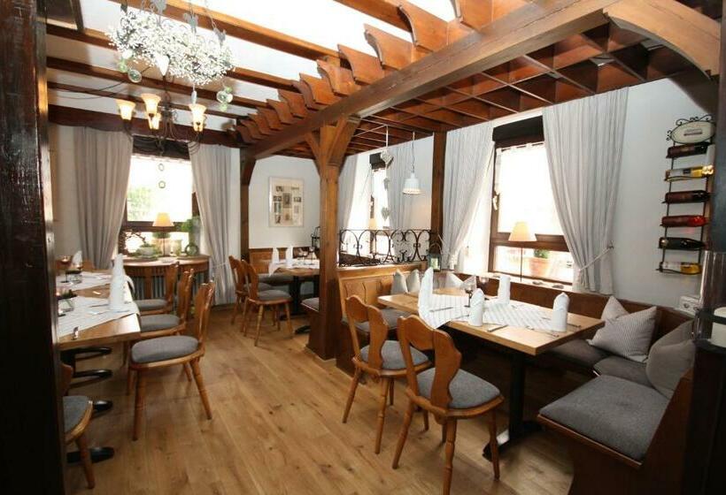 ホテル Pfälzer Hof