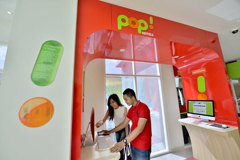 Отель Lamora Kota Lama Surabaya