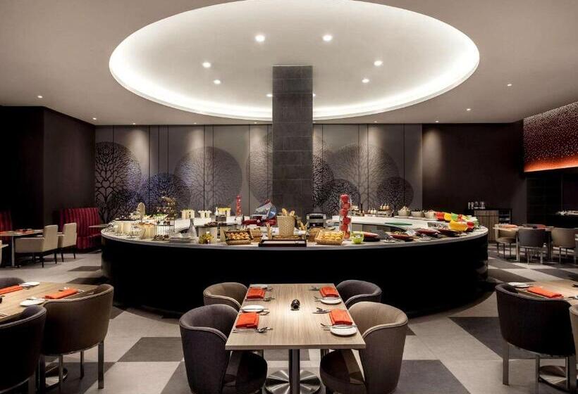 هتل Pullman Miri Waterfront
