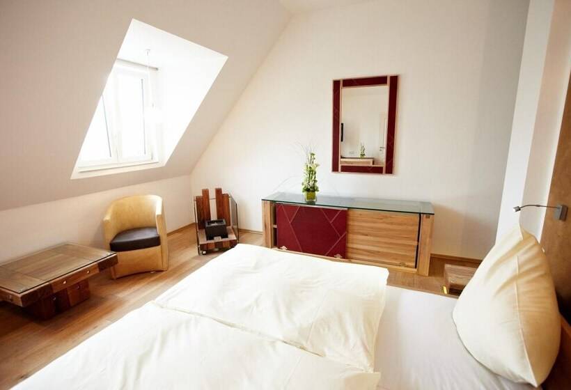 هتل Residenz Schloss Engers