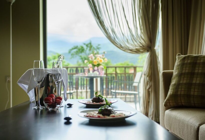 هتل Ruskovets Thermal Spa & Ski Resort