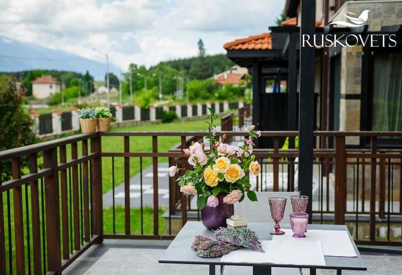 هتل Ruskovets Thermal Spa & Ski Resort