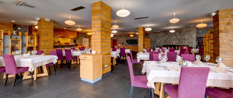 هتل Ruskovets Thermal Spa & Ski Resort