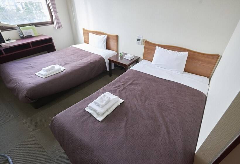 هتل Select Inn Tsuruga