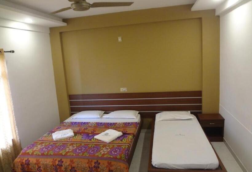 هتل Shalimar Residency